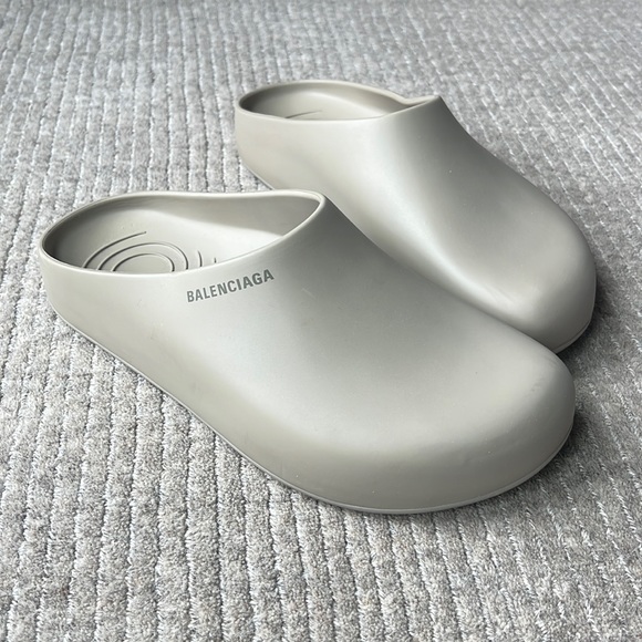 Men’s Balenciaga Logo Pool Closed Clog Beige Size EU 43/US 10 - Picture 2 of 10